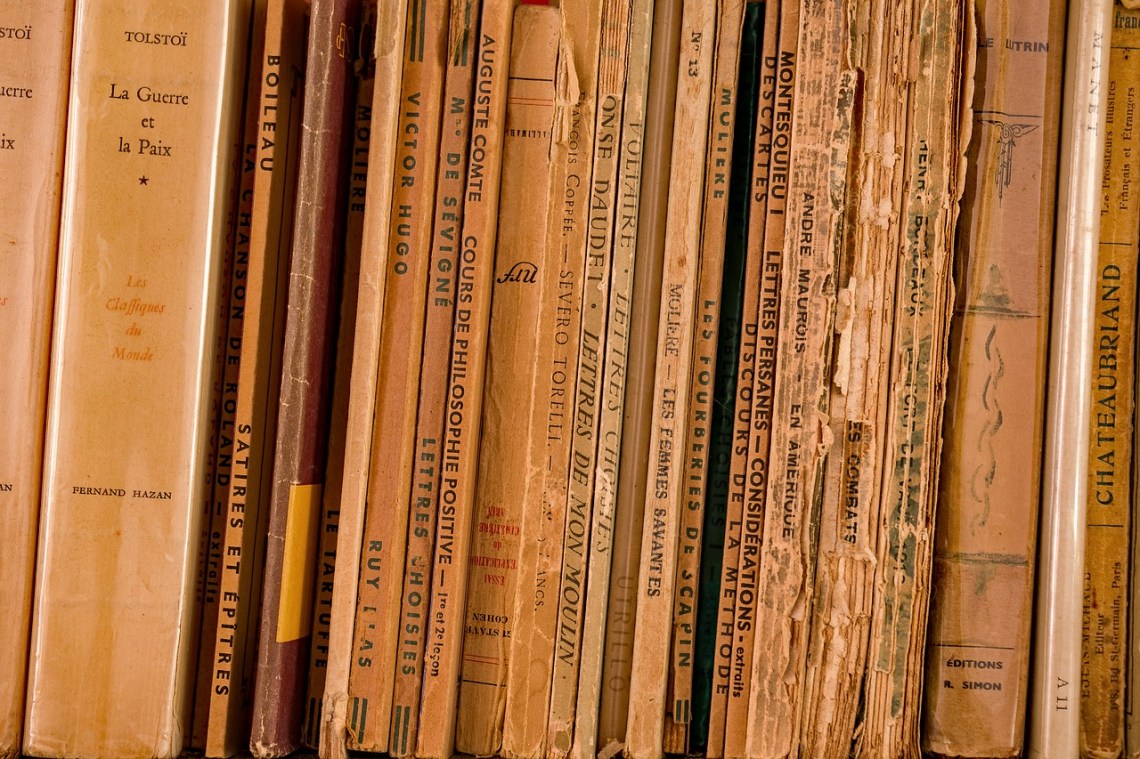 literature-3366833_1280